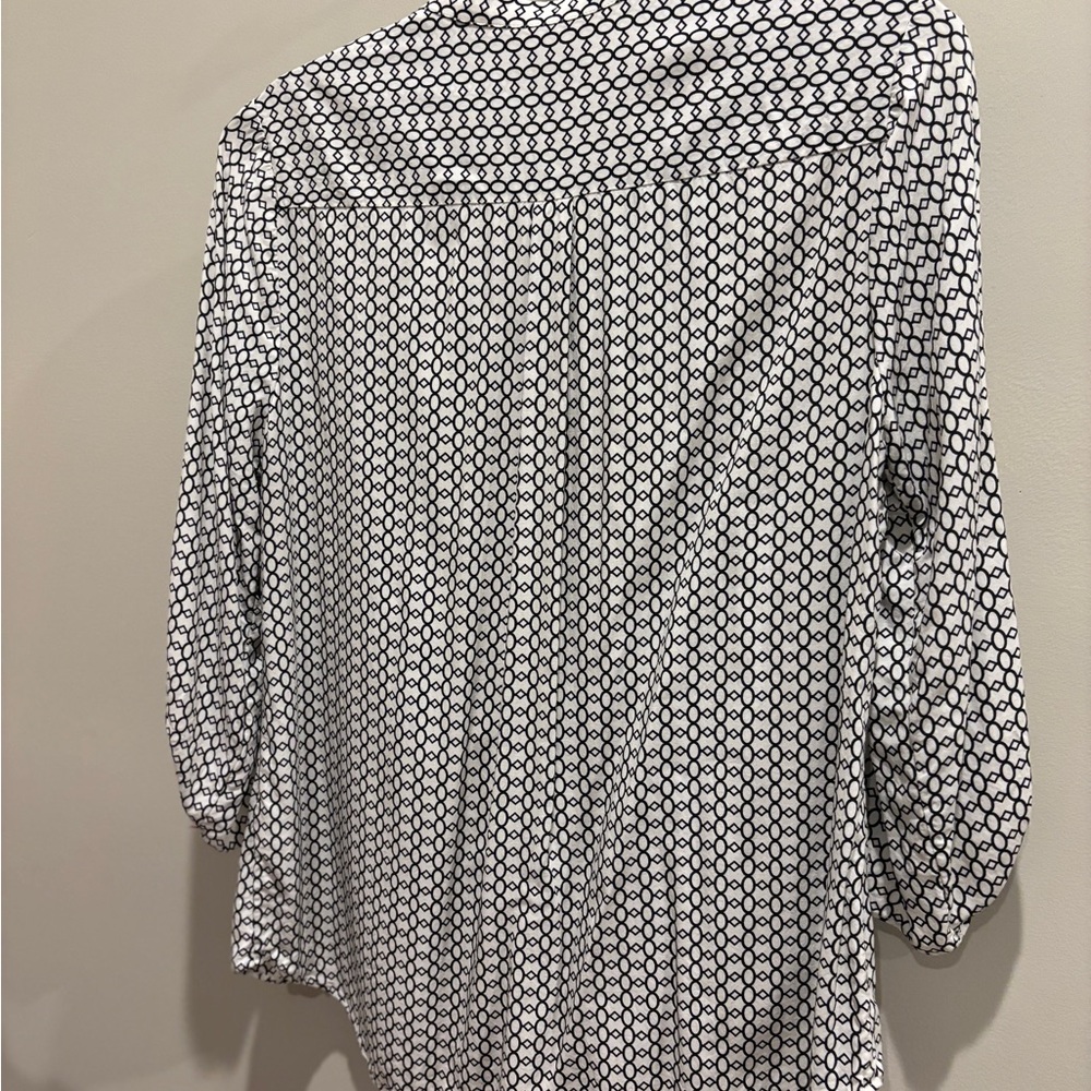 Cynthia Rowley Black & White Geometric Print Button up Blouse sz L - Picture 5 of 7